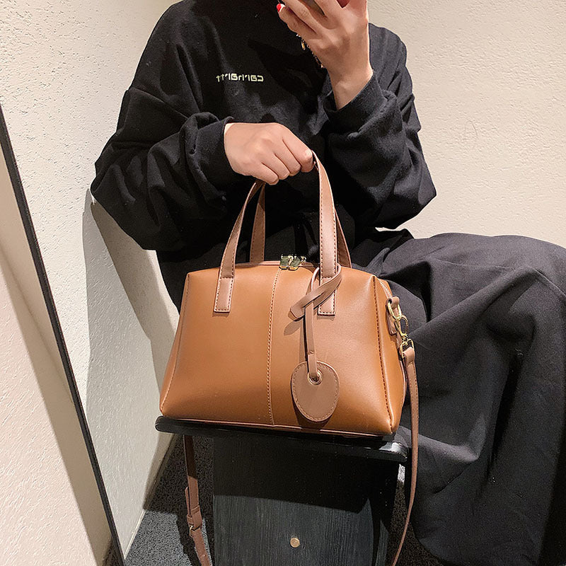 秋カラーショルダーバッグ